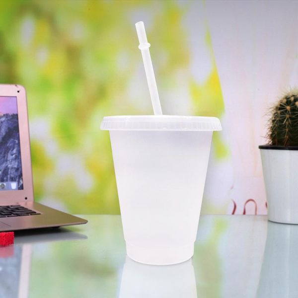 mugs 700ml transparent straw cup reusable cups lid plastic drinkware milk tea drink coffee bottle mug kitchen gadget
mugs 700ml transparent straw cup reusable cups lid plastic drinkware milk tea drink coffee bottle mug kitchen gadget