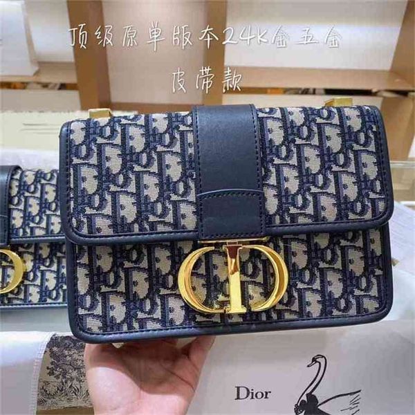christian quality women's bag classic embroidery montaigne vintage canvas large metal letter single shoulder messenger bag ecod luxurys
christian quality women's bag classic embroidery montaigne vintage canvas large metal letter single shoulder messenger bag ecod luxurys