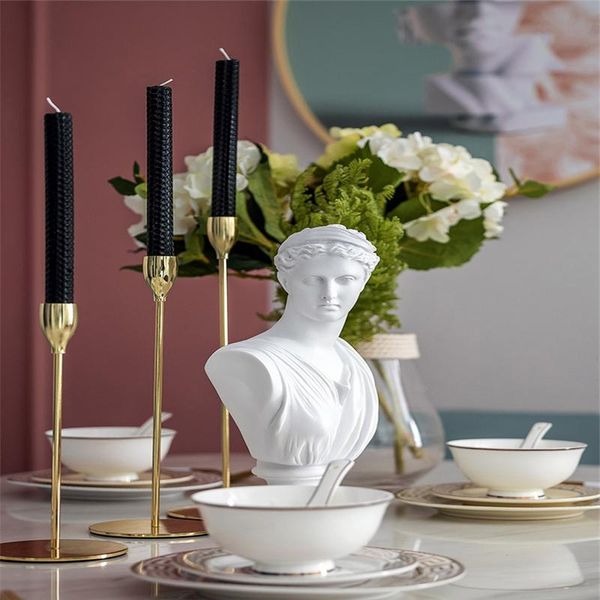 candle holders 30pcs european metal holder simple candlestick wedding decoration bar party living room holiday gift
candle holders 30pcs european metal holder simple candlestick wedding decoration bar party living room holiday gift