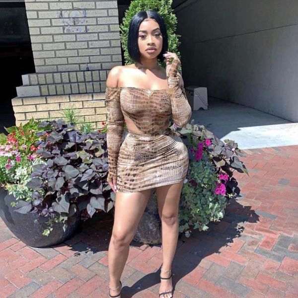 snake print matching set women off shoulder fashion 2021 two piece outfits long sleeve bodysuit and skirt sets dress, White
snake print matching set women off shoulder fashion 2021 two piece outfits long sleeve bodysuit and skirt sets dress, White