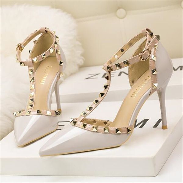 New Women Pumps Summer Fashion Sexy Rivets Pointed Toe Wedding Party High Heeled Shoes Woman Sandals Zapatos Mujer, Black
New Women Pumps Summer Fashion Sexy Rivets Pointed Toe Wedding Party High Heeled Shoes Woman Sandals Zapatos Mujer, Black