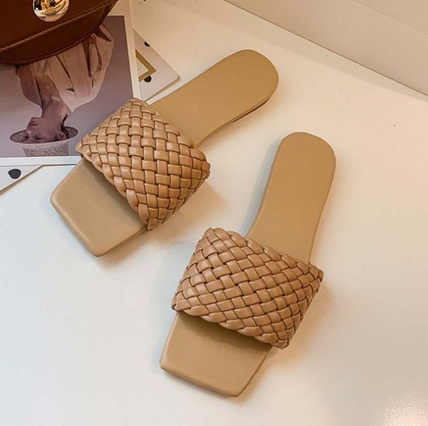 2021 classics paris fahsion women slippers summer girls beach slides black white red flip flops floral brocade gear bottoms sandals 04
2021 classics paris fahsion women slippers summer girls beach slides black white red flip flops floral brocade gear bottoms sandals 04