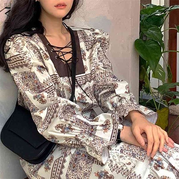 shengpllae elegant floral dress women's spring square neck cross lace up high waist flare sleeve mid-calf dresses 5b47 210427, Black;gray
shengpllae elegant floral dress women's spring square neck cross lace up high waist flare sleeve mid-calf dresses 5b47 210427, Black;gray