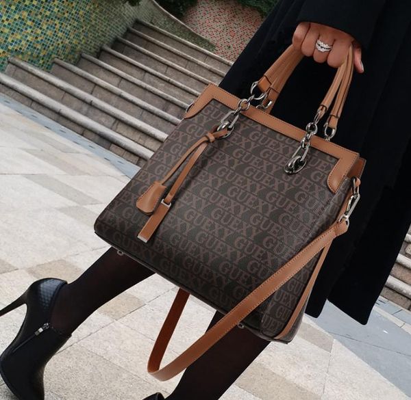 presbyopia female bags fashion handbag hit color large-capacity one-shoulder messenger bag
presbyopia female bags fashion handbag hit color large-capacity one-shoulder messenger bag