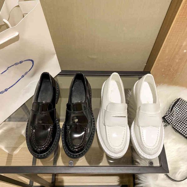 women's british style one foot single shoe muffin small leather shoes same fashion, Black
women's british style one foot single shoe muffin small leather shoes same fashion, Black