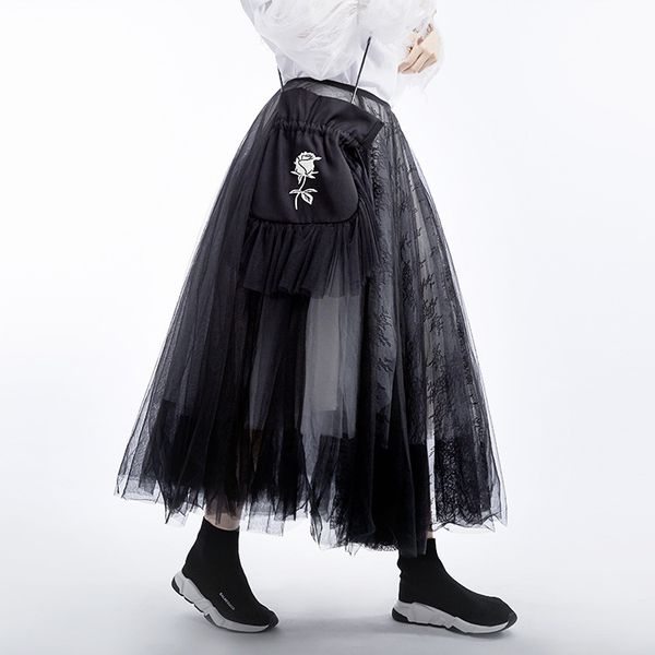 Korean and Japanese harajuku-style black maxi white skirt rentals perspective women's school skirts
Korean and Japanese harajuku-style black maxi white skirt rentals perspective women's school skirts