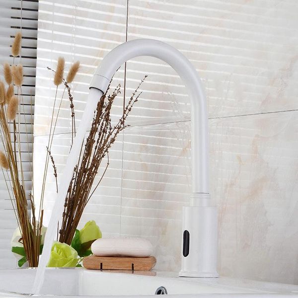 bathroom sink faucets factory direct sales intelligent operation room induction faucet laboratory
bathroom sink faucets factory direct sales intelligent operation room induction faucet laboratory