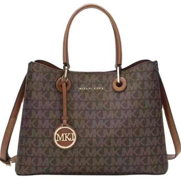 king size toiletry bag men extra large wash bags luxurys designers make up cosmetic toilet pouch women beauty makeup case pochette accessoir
king size toiletry bag men extra large wash bags luxurys designers make up cosmetic toilet pouch women beauty makeup case pochette accessoir