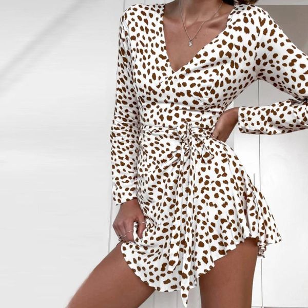 autumn 2021 fashion dress women deep v-neck long sleeve ruffles polka dot print mini elegant slim waist party dresses casual, Black;gray
autumn 2021 fashion dress women deep v-neck long sleeve ruffles polka dot print mini elegant slim waist party dresses casual, Black;gray
