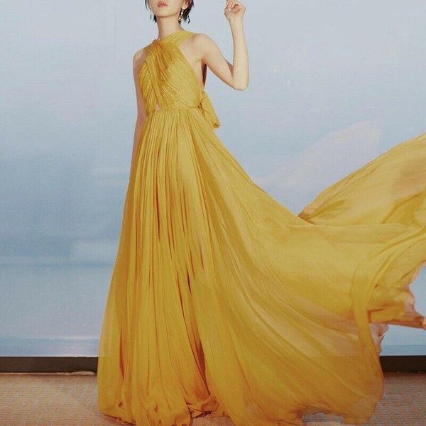 casual dresses 2021 est summer boho chiffon maxi dress women's ruched cross neck front backless sleeveless long femme vestiods, Black;gray
casual dresses 2021 est summer boho chiffon maxi dress women's ruched cross neck front backless sleeveless long femme vestiods, Black;gray