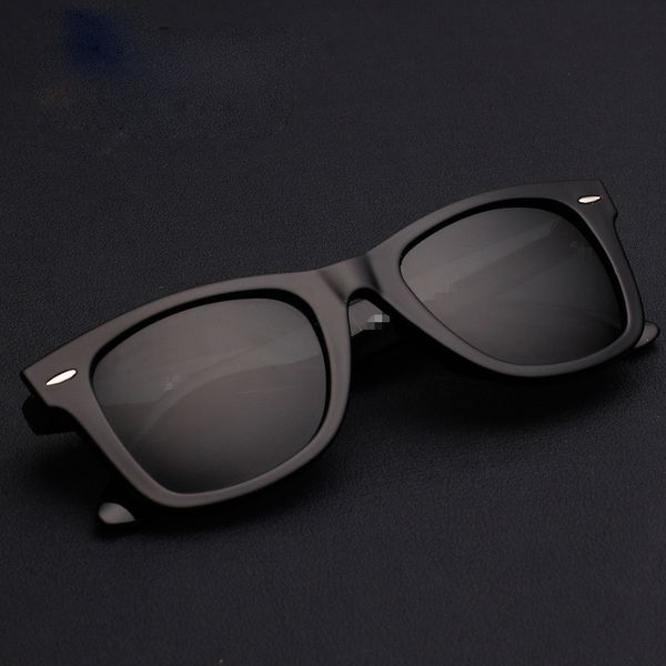 designer brand men women sunglasses 2140 superior quality color film uv protection travel reinforced glass lens, White;black
designer brand men women sunglasses 2140 superior quality color film uv protection travel reinforced glass lens, White;black