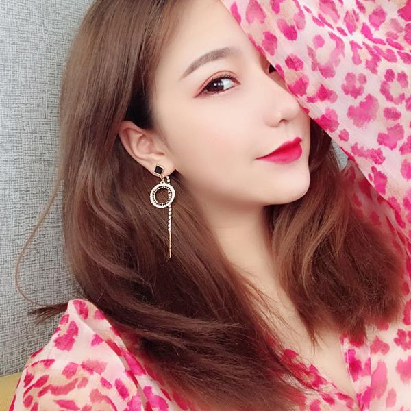 luxury long rhinestone geometric dangle earrings for women black crystal zircon korean drops jewelry z4 & chandelier, Silver
luxury long rhinestone geometric dangle earrings for women black crystal zircon korean drops jewelry z4 & chandelier, Silver