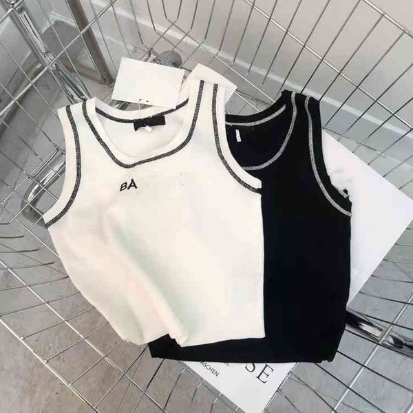 2022 factory wholesale new summer korean letter jacquard round neck vest women's casual slim sleeveless knitted top, White;black
2022 factory wholesale new summer korean letter jacquard round neck vest women's casual slim sleeveless knitted top, White;black