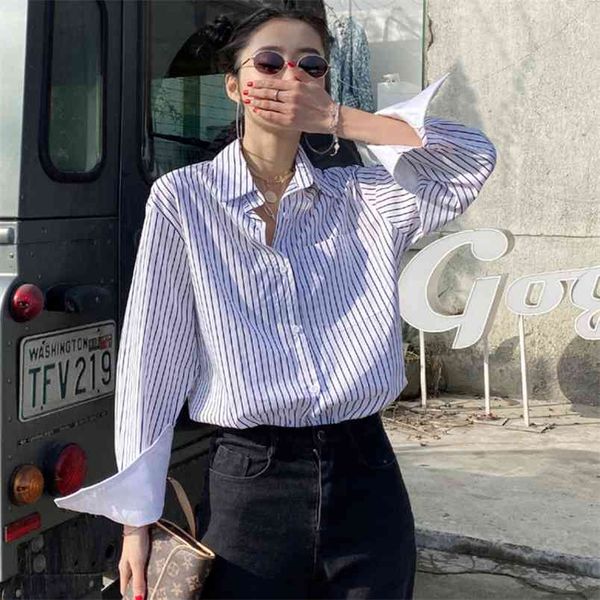 women's loose casual striped cotton blouse side slit long sleeve pocket office lady work shirts female blusas 210514, White
women's loose casual striped cotton blouse side slit long sleeve pocket office lady work shirts female blusas 210514, White