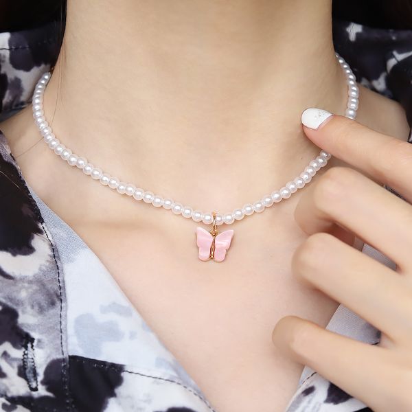 antique pearl chain necklace with butterfly pendant charms gentle and sweet neck jewelry for women party gift ideas, Silver
antique pearl chain necklace with butterfly pendant charms gentle and sweet neck jewelry for women party gift ideas, Silver