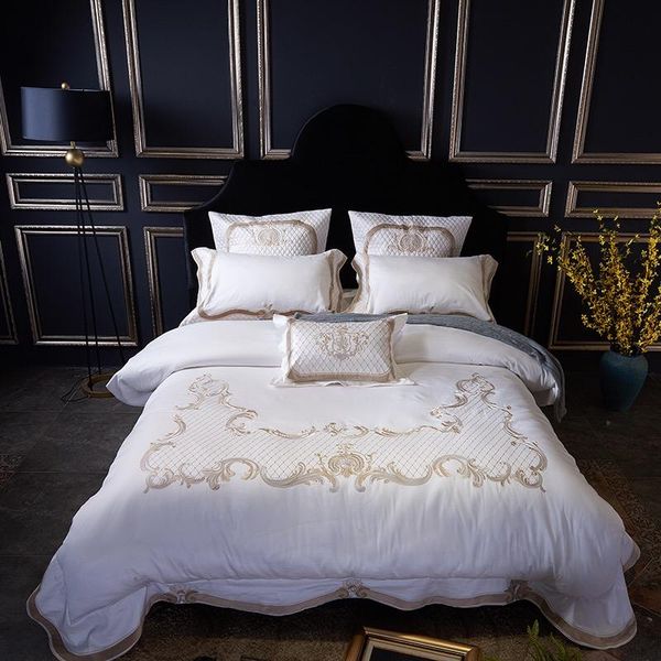 bedding sets 4/6/7pcs egypt cotton satin royal life style set golden embroidery duvet cover bed sheet pillowcases king size
bedding sets 4/6/7pcs egypt cotton satin royal life style set golden embroidery duvet cover bed sheet pillowcases king size