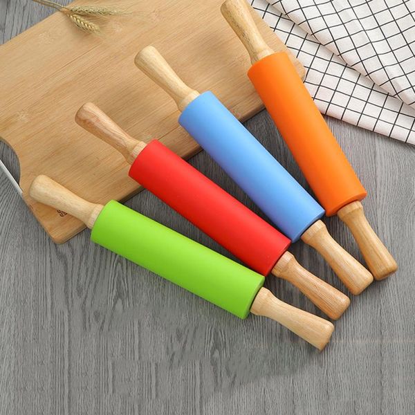 craft tools 1pc random color silicone rolling pin anti-sticking wooden roller cake stick diy handmade pottery caly accessories
craft tools 1pc random color silicone rolling pin anti-sticking wooden roller cake stick diy handmade pottery caly accessories