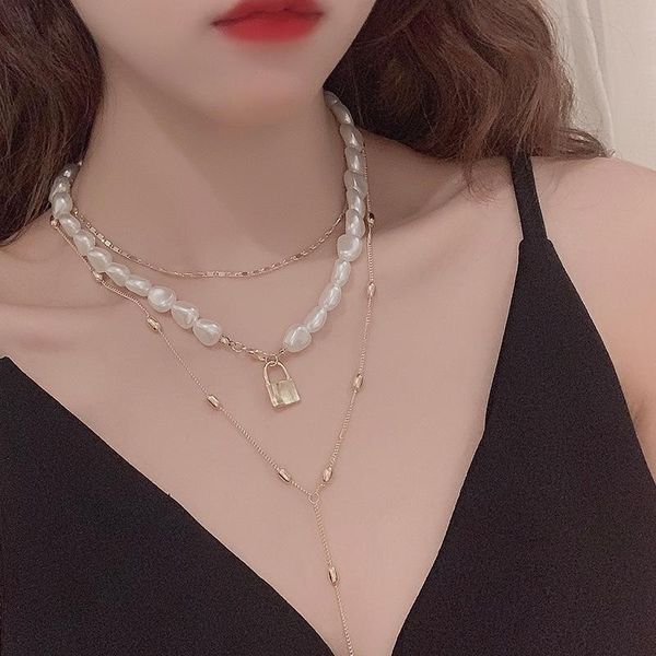 pendant necklaces 2021 fashion lady necklace baroque shaped pearl multi-layered wear lock clavicle chain jewelry gift, Silver
pendant necklaces 2021 fashion lady necklace baroque shaped pearl multi-layered wear lock clavicle chain jewelry gift, Silver