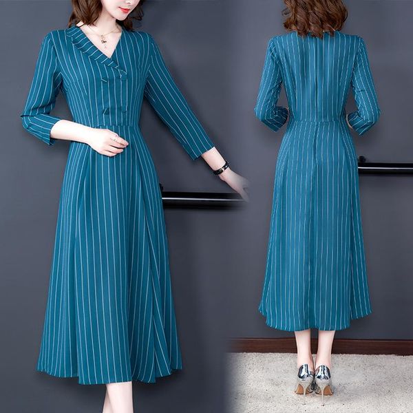 casual dresses vestidos striped mother dress v-neck high-end temperament large size women's elegant summer ethnic style z622, Black;gray
casual dresses vestidos striped mother dress v-neck high-end temperament large size women's elegant summer ethnic style z622, Black;gray