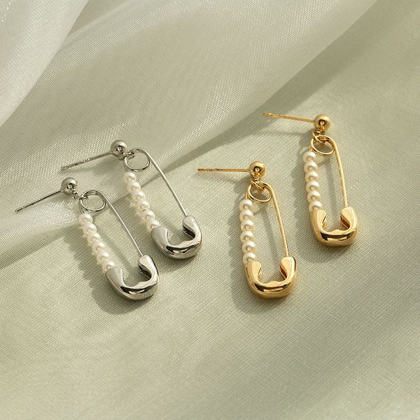 special offer 70% off luxury jewelry metal s925 silver needle exquisite fashion advanced personality pin design female earrings, Golden;silver
special offer 70% off luxury jewelry metal s925 silver needle exquisite fashion advanced personality pin design female earrings, Golden;silver