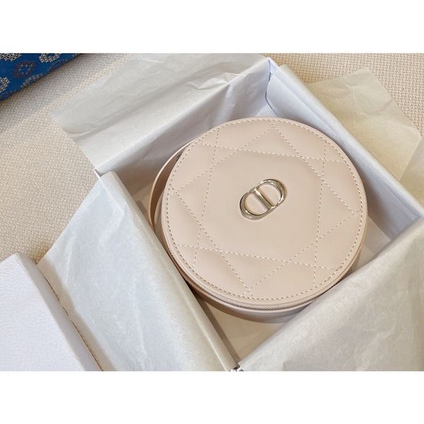 small bag women 2021 new mini fashion versatile small round bag texture popular make-up bag zmm
small bag women 2021 new mini fashion versatile small round bag texture popular make-up bag zmm
