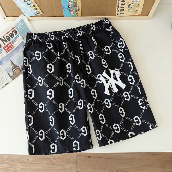 fashion shorts summer fast drying beach pants men's loose casual large size 5-inch lovers', White;black
fashion shorts summer fast drying beach pants men's loose casual large size 5-inch lovers', White;black
