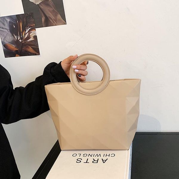 shoulder bags lingge handbag 2021 high-quality leather large-capacity shopping bag korean style one-shoulder messenger tote
shoulder bags lingge handbag 2021 high-quality leather large-capacity shopping bag korean style one-shoulder messenger tote