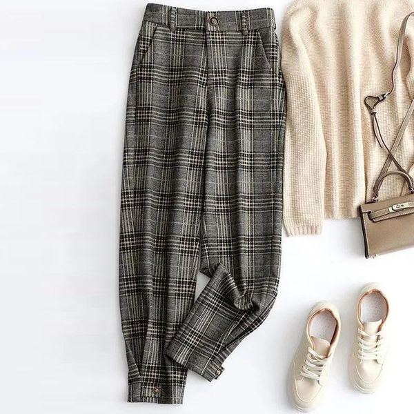 women's pants & capris nine-point harem plus size 2021 autumn and winter fashion retro high-waist casual beaming plaid overalls, Black;white
women's pants & capris nine-point harem plus size 2021 autumn and winter fashion retro high-waist casual beaming plaid overalls, Black;white