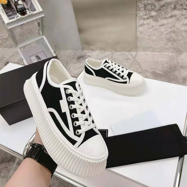 69% off store online 2021 summer new thick soled canvas shoes casual versatile muffin bottom breathable low lace up little white, Black
69% off store online 2021 summer new thick soled canvas shoes casual versatile muffin bottom breathable low lace up little white, Black