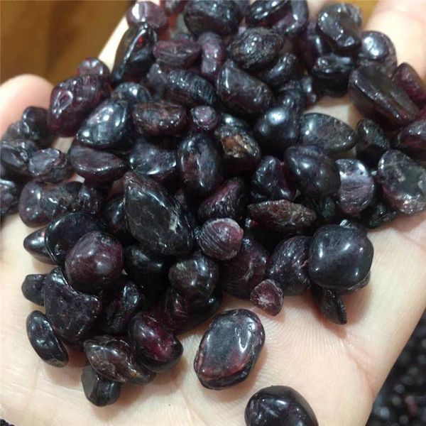 natural garnet gravel quartz crystals healing energy stone rock mineral fish tanks and aquariums decoration decorative objects & figurines
natural garnet gravel quartz crystals healing energy stone rock mineral fish tanks and aquariums decoration decorative objects & figurines