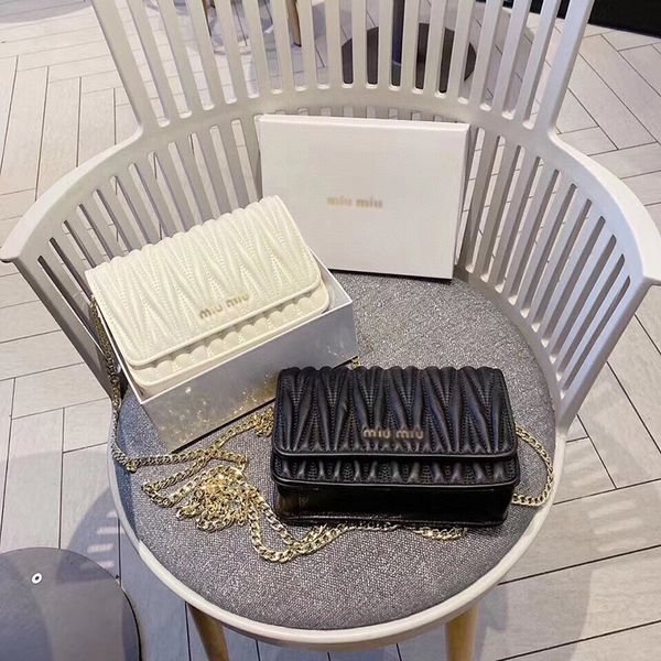 factory 2021 pleated soft leather one shoulder messenger bag women's quilted chain small square underarm bag designers handbag yw
factory 2021 pleated soft leather one shoulder messenger bag women's quilted chain small square underarm bag designers handbag yw