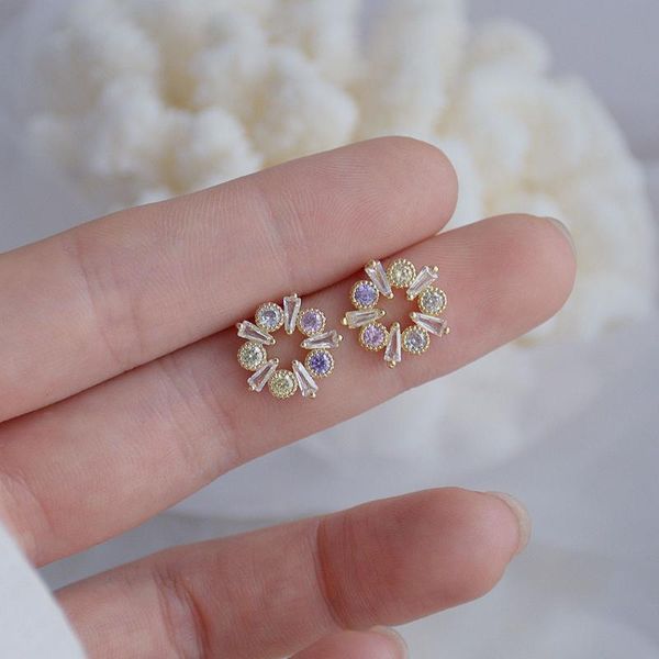 stud french romantic cute colorful zircon garland earrings pink purple round zirconia combination temperament all-match women jewelry, Golden;silver
stud french romantic cute colorful zircon garland earrings pink purple round zirconia combination temperament all-match women jewelry, Golden;silver