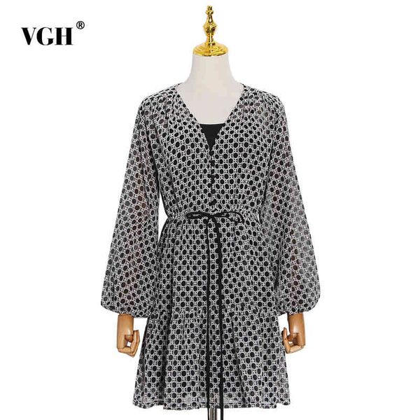 vgh apricot dress for women v neck lantern sleeve high waist patchwork print lace up vintage a line mini dresses female new 210421, Black;gray
vgh apricot dress for women v neck lantern sleeve high waist patchwork print lace up vintage a line mini dresses female new 210421, Black;gray