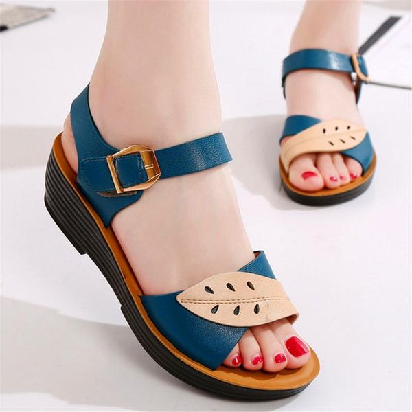 middle-aged pu leather woman sandals soft bottom mother shoes mixed colors fashion female 2021 summer, Black
middle-aged pu leather woman sandals soft bottom mother shoes mixed colors fashion female 2021 summer, Black