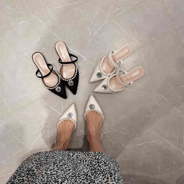 fashion women slippers flats heeled elegant black/beige/white big crystal casual summer beach shoes ladies pumps flip flops 210513
fashion women slippers flats heeled elegant black/beige/white big crystal casual summer beach shoes ladies pumps flip flops 210513
