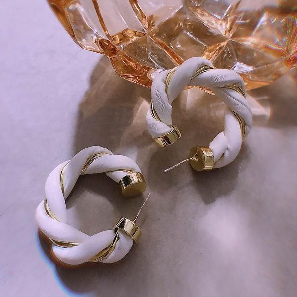 fashion leather metal twist braided earrings 2020 autumn winter new jewelry big temperament earings wholesale khaki black, Silver
fashion leather metal twist braided earrings 2020 autumn winter new jewelry big temperament earings wholesale khaki black, Silver