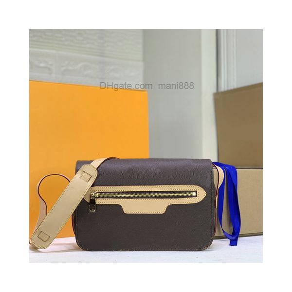 vintage shoulder bag flap messenger bags crossbody handbag purse canvas leather classic letter adjustable strap clutch zipper
vintage shoulder bag flap messenger bags crossbody handbag purse canvas leather classic letter adjustable strap clutch zipper