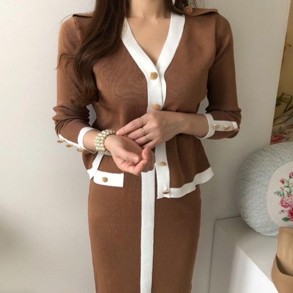 women's sweaters knitted sweater korean chic autumn and winter celebrities contrast color v-neck cardigan long slim bag hip skirt suit, White;black
women's sweaters knitted sweater korean chic autumn and winter celebrities contrast color v-neck cardigan long slim bag hip skirt suit, White;black