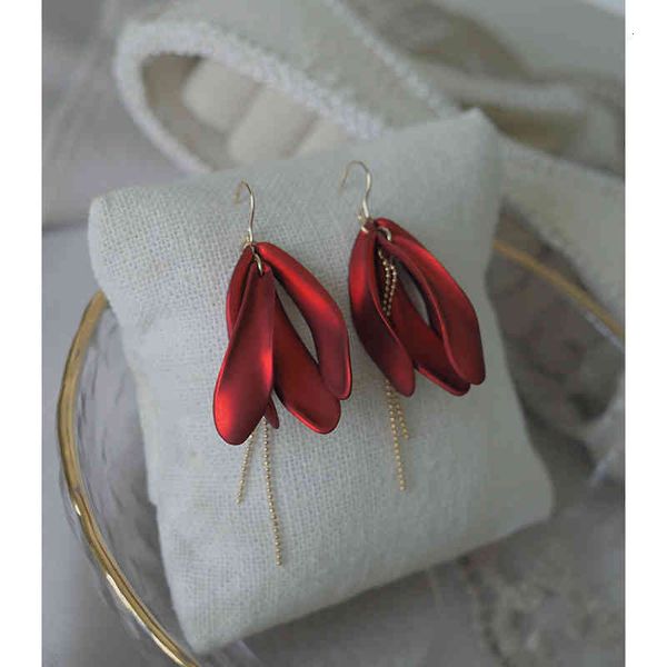 charms earrings super immortal temperament chinese red long petal 925 silver needle female korean personality versatile flower, Golden
charms earrings super immortal temperament chinese red long petal 925 silver needle female korean personality versatile flower, Golden