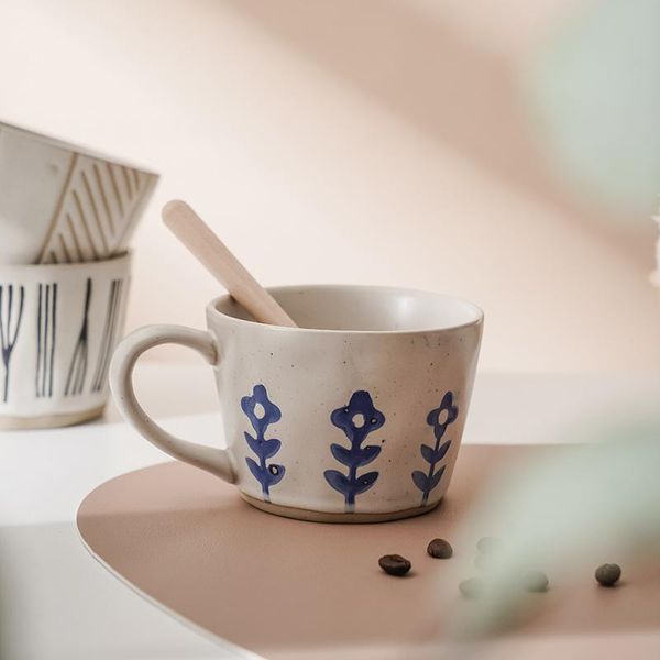 mugs small blue flower simple nordic ceramic ins wind hand-painted mug creative personality water cup stoare coffee
mugs small blue flower simple nordic ceramic ins wind hand-painted mug creative personality water cup stoare coffee