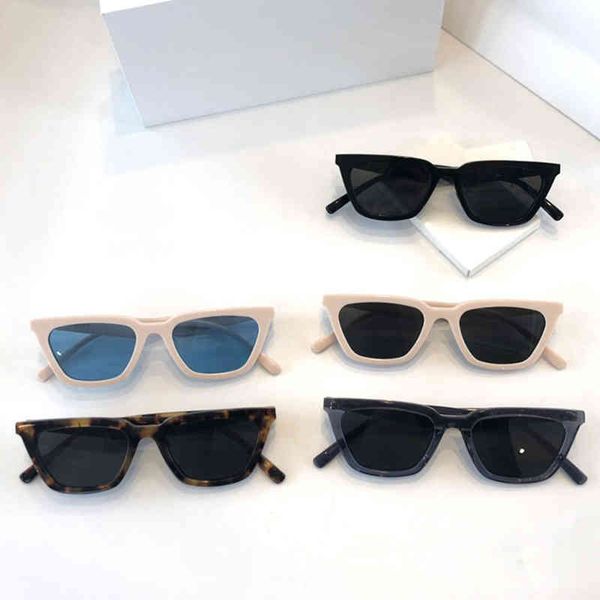 2022 luxury sunglass small face for women men sunglass acetate polarized uv400 square women sunglass with original box, White;black
2022 luxury sunglass small face for women men sunglass acetate polarized uv400 square women sunglass with original box, White;black
