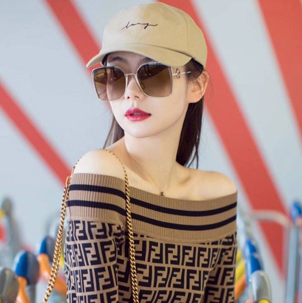 2021 retro big square frame street swomen sunglasses ins trendy personality sun protection uv400 couple travelling driving glasses, White;black
2021 retro big square frame street swomen sunglasses ins trendy personality sun protection uv400 couple travelling driving glasses, White;black