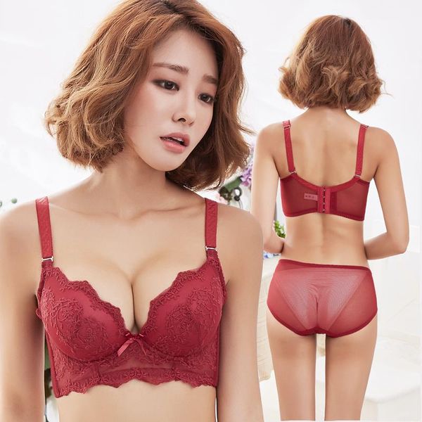 bras sets embroidery lace pillow four row buckles, ms. gathered to adjust bra suit., Red;black
bras sets embroidery lace pillow four row buckles, ms. gathered to adjust bra suit., Red;black
