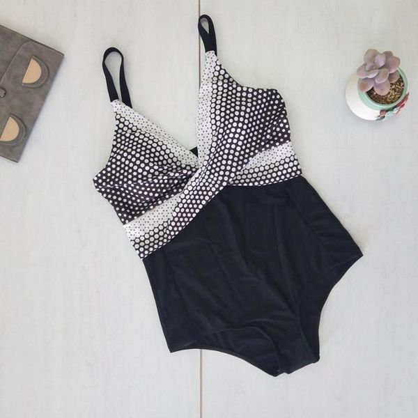 one-piece suits women plus size wave point printing bodysuit gauze splicing bikini one piece swimsuit summer beachwear for female 2021
one-piece suits women plus size wave point printing bodysuit gauze splicing bikini one piece swimsuit summer beachwear for female 2021