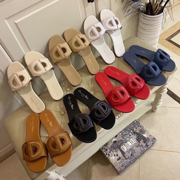2021 slipper female outer wear simple Paris flip-flop flat casual beach sandals and slippers, Free box
2021 slipper female outer wear simple Paris flip-flop flat casual beach sandals and slippers, Free box