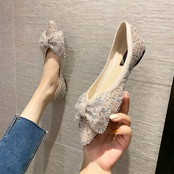 version pointed single shoes women's soft sole shallow mouth doudou shoes bow sequin flat bottomed women's shoes, Black
version pointed single shoes women's soft sole shallow mouth doudou shoes bow sequin flat bottomed women's shoes, Black
