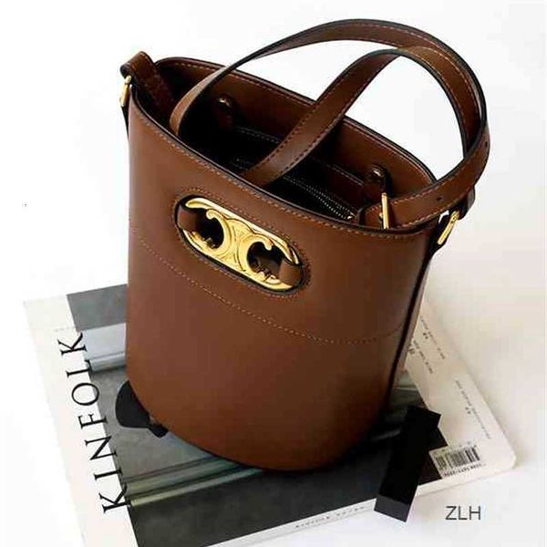 designer luxury bag design hand laohua triumphal arch messenger new fashion large capacity feng shui b women's leather handbag
designer luxury bag design hand laohua triumphal arch messenger new fashion large capacity feng shui b women's leather handbag