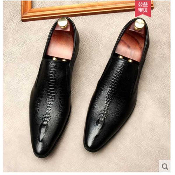 men's bullock leather shoes, formal wear with set feet, cowhide wedding suit shoes. crocodile patter dress shoes, Black
men's bullock leather shoes, formal wear with set feet, cowhide wedding suit shoes. crocodile patter dress shoes, Black