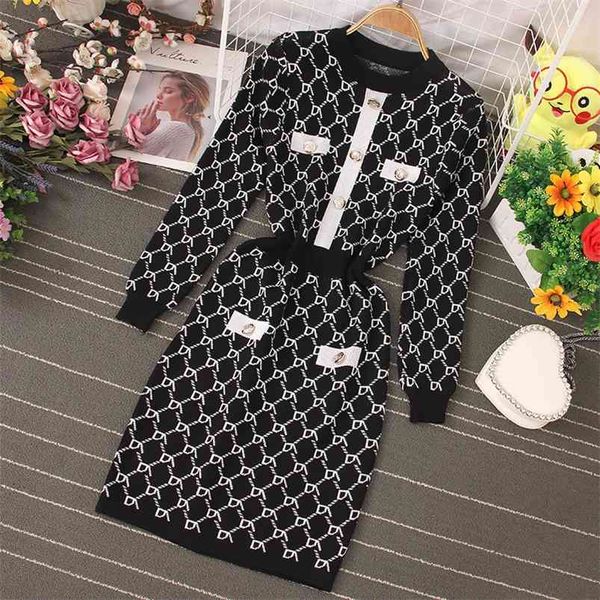 autumn and winter all-match temperament small fragrant long-sleeved high-waist knitted dress women uk025 210507, Black;gray
autumn and winter all-match temperament small fragrant long-sleeved high-waist knitted dress women uk025 210507, Black;gray