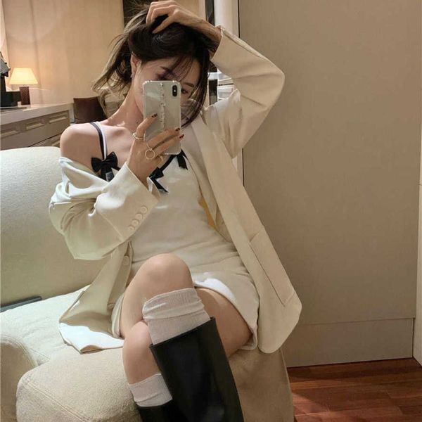 bowknot suspender dress women's spring and autumn tight fit short skirt with buttocks, Black;gray
bowknot suspender dress women's spring and autumn tight fit short skirt with buttocks, Black;gray